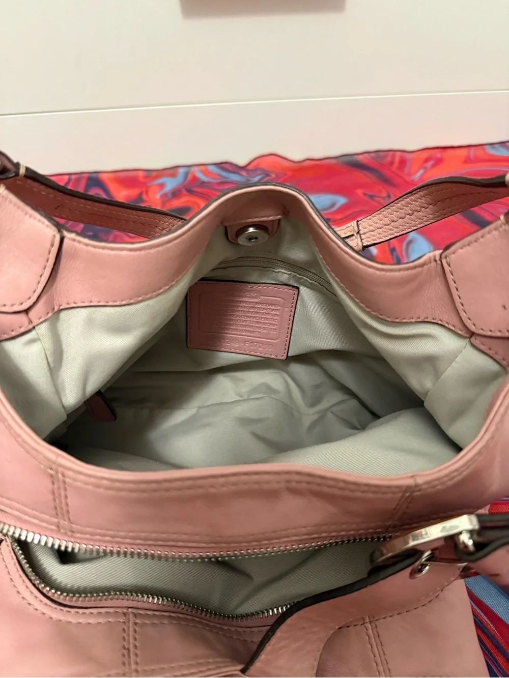 Rare Archival Vintage Y2K Coach Soho Shell Pink Leather Buckle Hobo